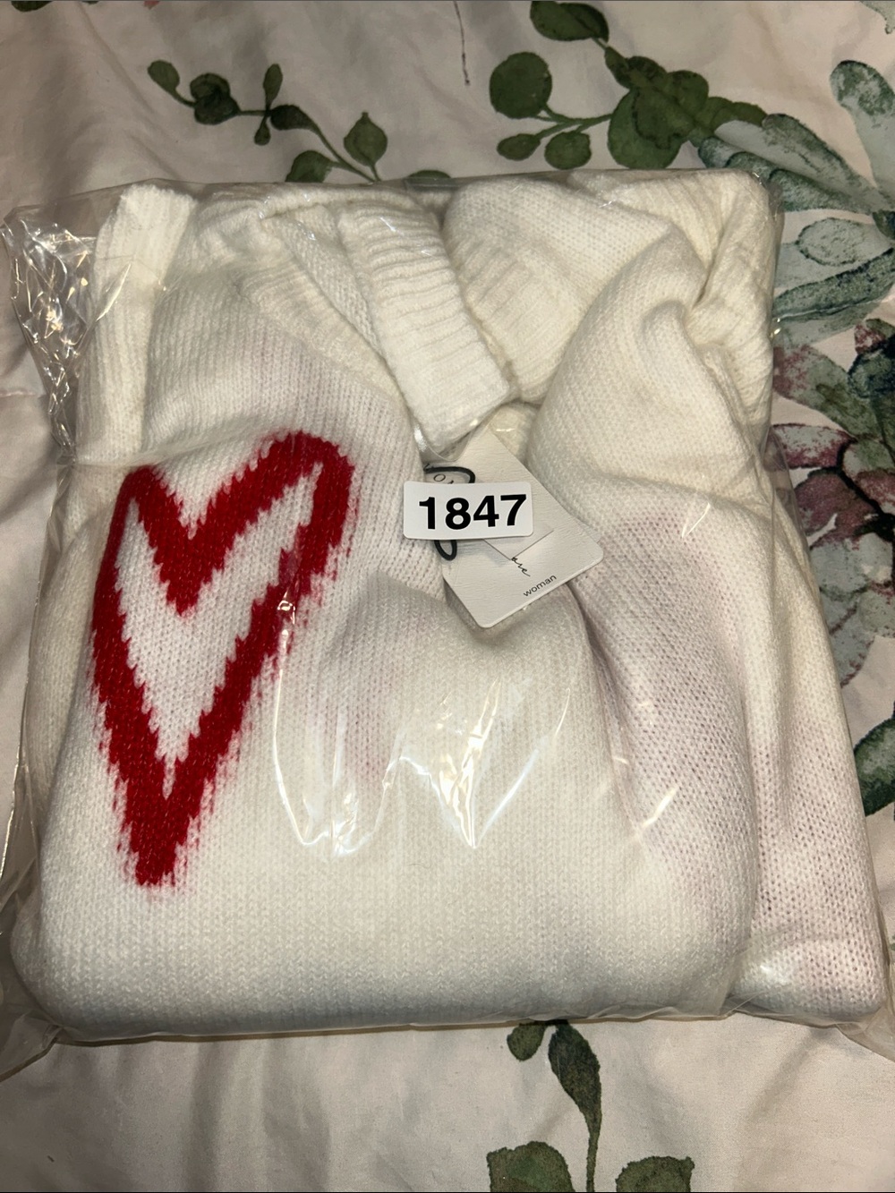 Chelsea & Theodore Long Sleeve Crew Neck Sweater With Hearts. - Picture 14 of 14